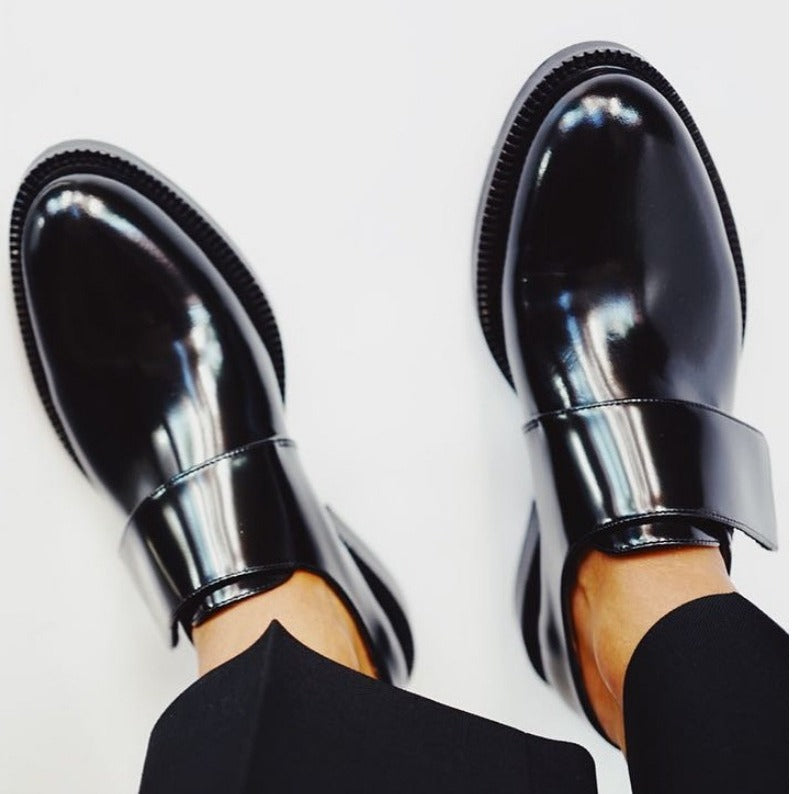 Round Head Velcro Plus Size Casual Pumps Women