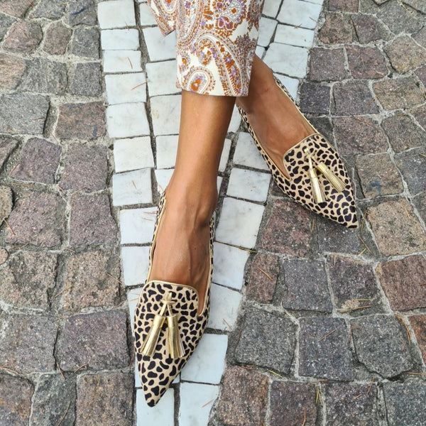 Casual Low Heel Leopard Print Pointed Tassel Pumps Women